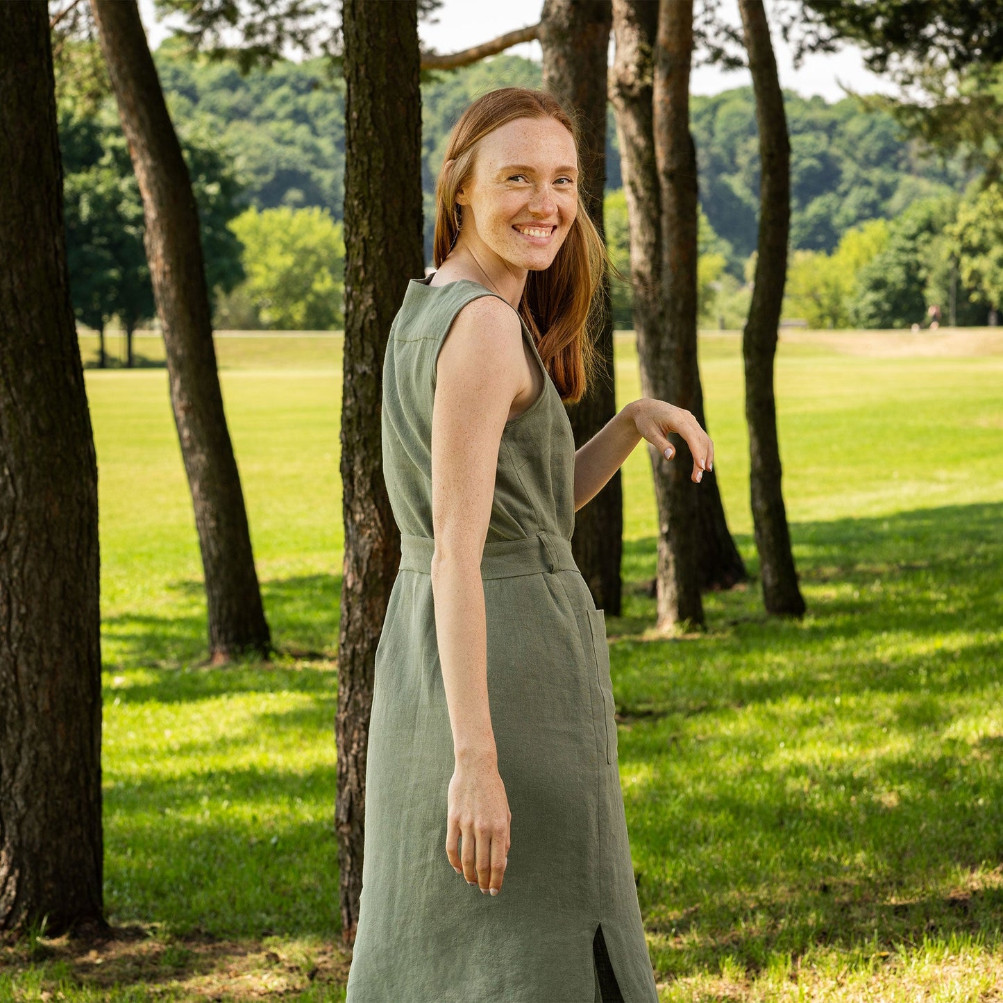 Linen V-Neck Dress With Belt Sierra