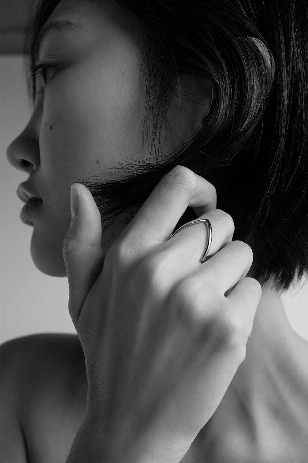 En Pointe Ring | 9K Yellow or Rose Gold