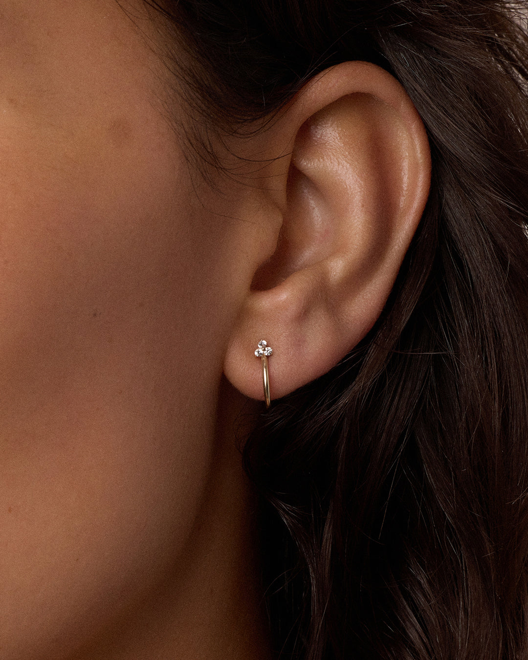 14K Gold White Sapphire Bali Stud Single Huggie