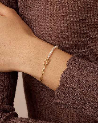 Lou Pearl Alphabet Bracelet