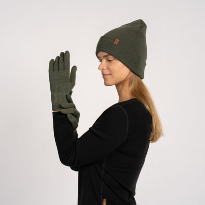 Women's Knit Beanie & Gloves 2-Piece