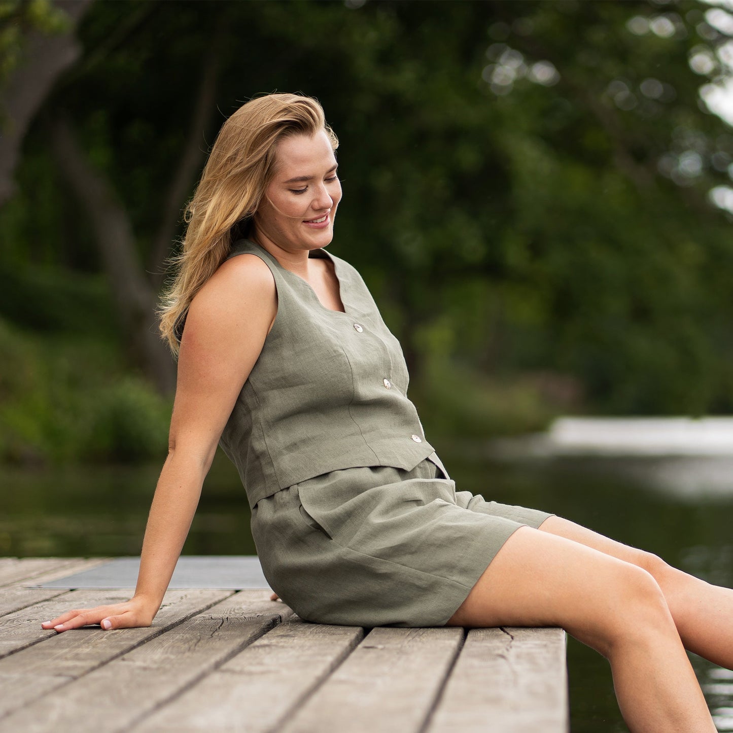Linen Bermuda Shorts Demi