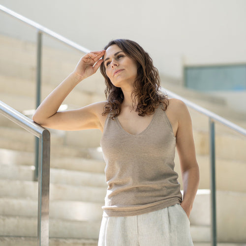 Women‘s Cashmere V-Neck Top Lumi