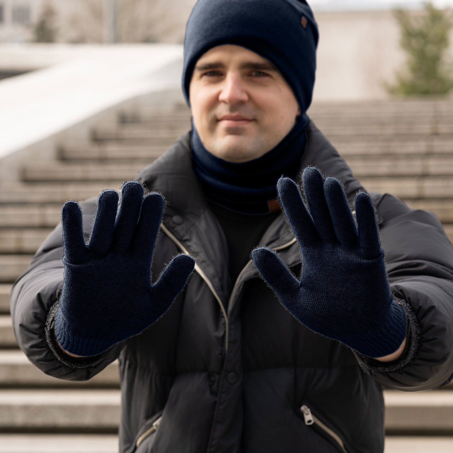 Men's Knit Beanie & Gloves 2-Piece