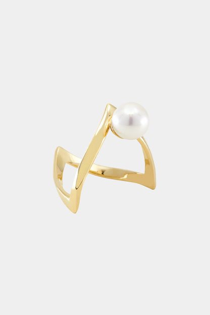 En Pointe Pearl Ring | 9K Yellow Gold