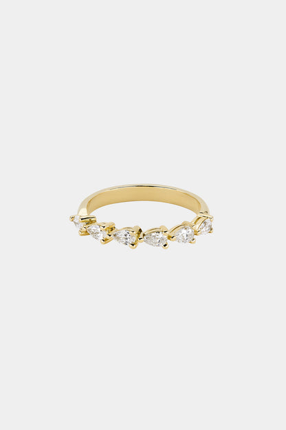 Pear Diamond Ring | 18K Yellow Gold