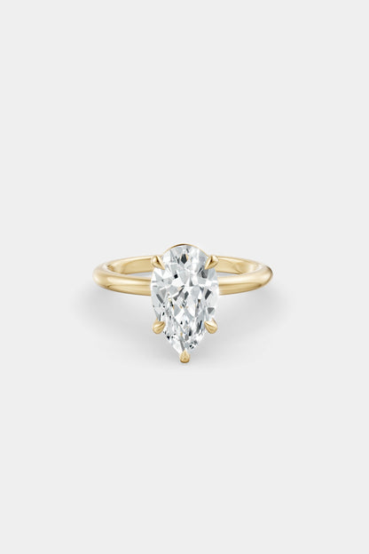 Diamond Solitaire Ring | Traditional Band