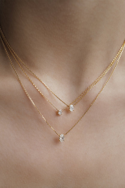Oval Diamond Necklace | 18K Gold