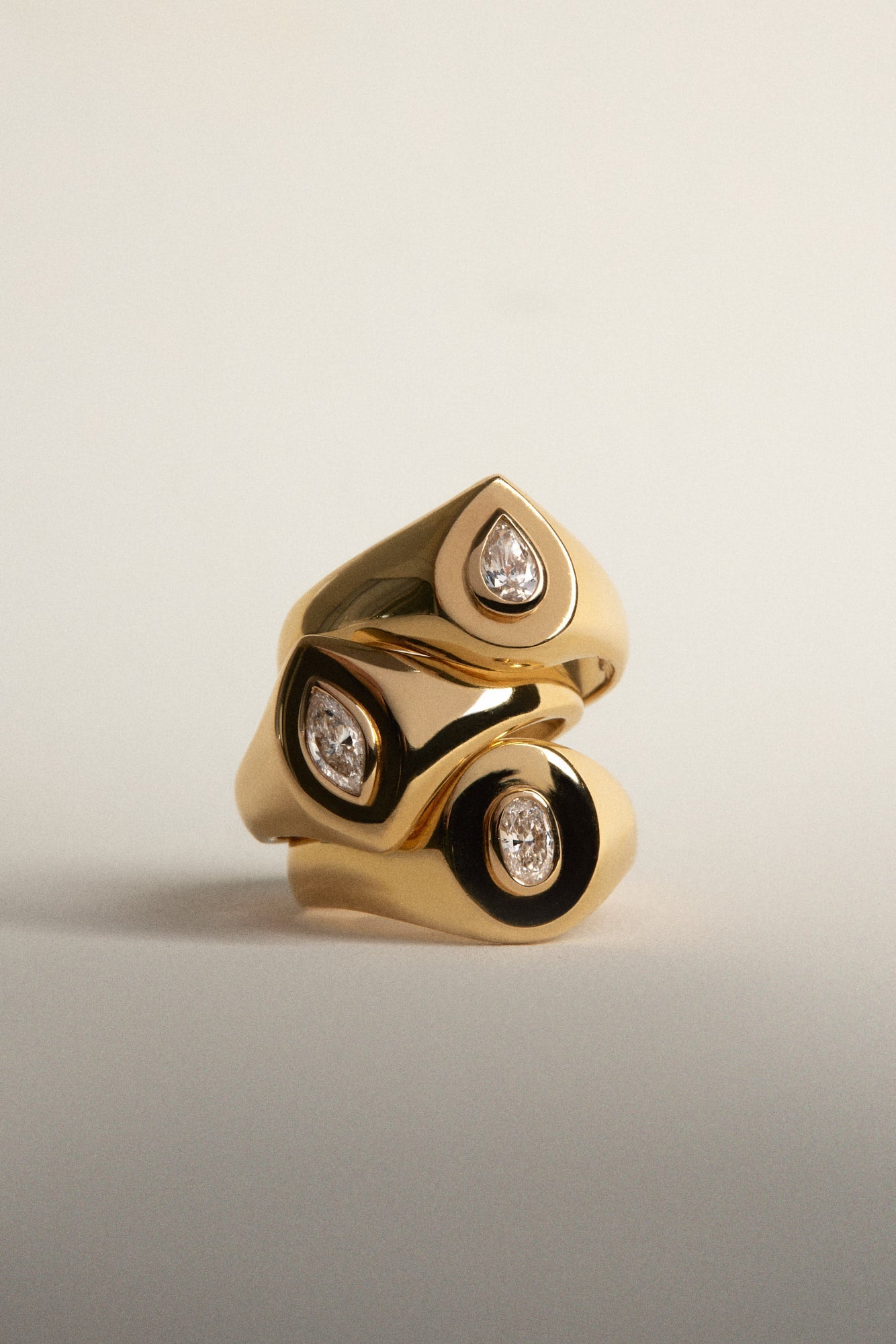 Marquise Diamond Signet Ring | Yellow Gold