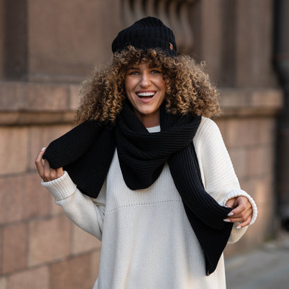 Women's Cashmere Knit Ribbed Beanie