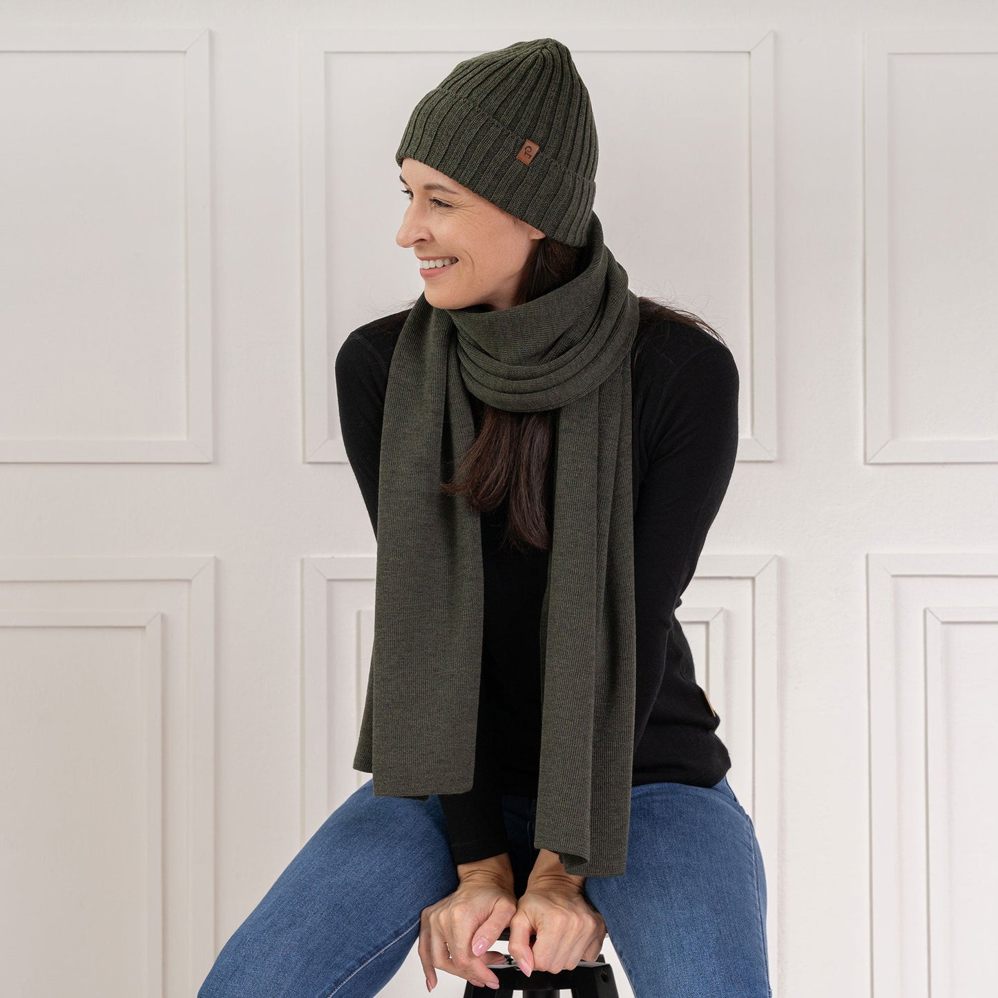 Women's Knit Scarf Merino