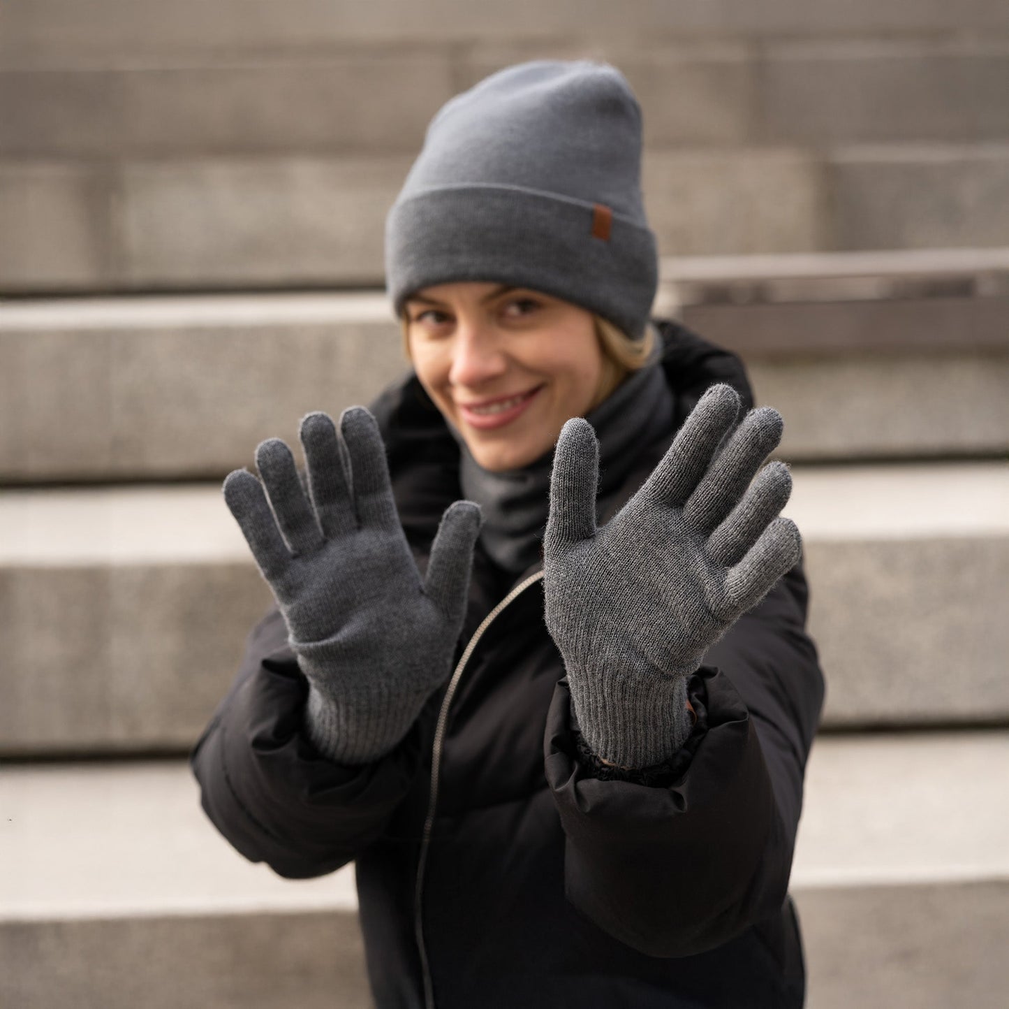 Women's Knit Beanie & Gloves 2-Piece