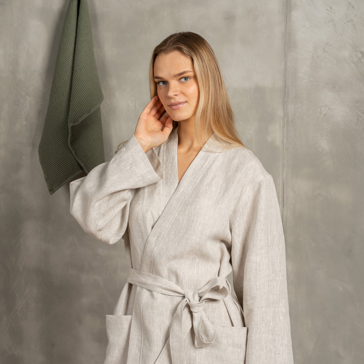 Women's Linen Short Robe