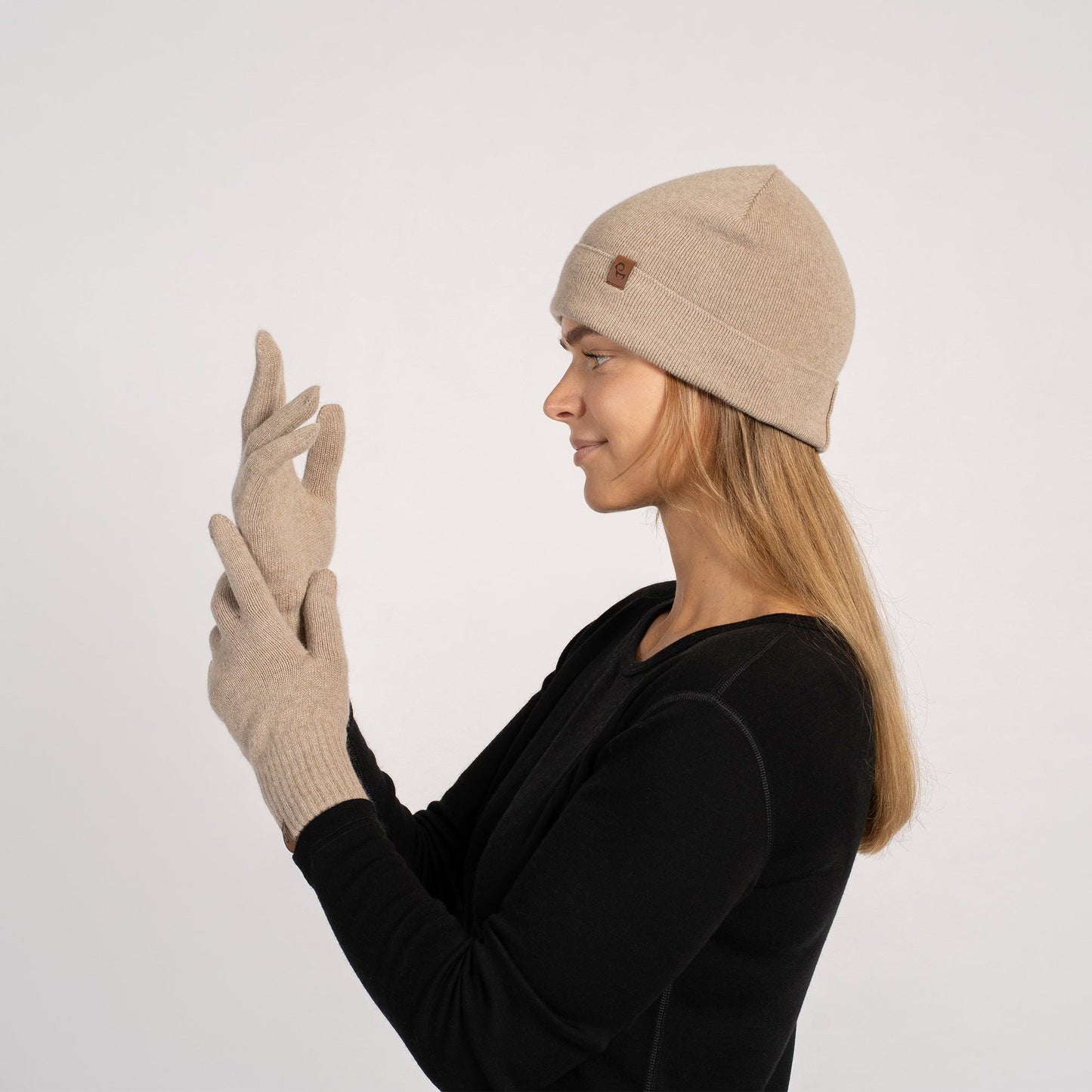 Women's Cashmere Beanie & Gloves 2-Piece