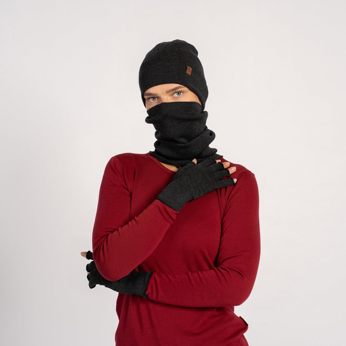 Women's Liner Gaiter, Beanie & Gloves 3-Piece