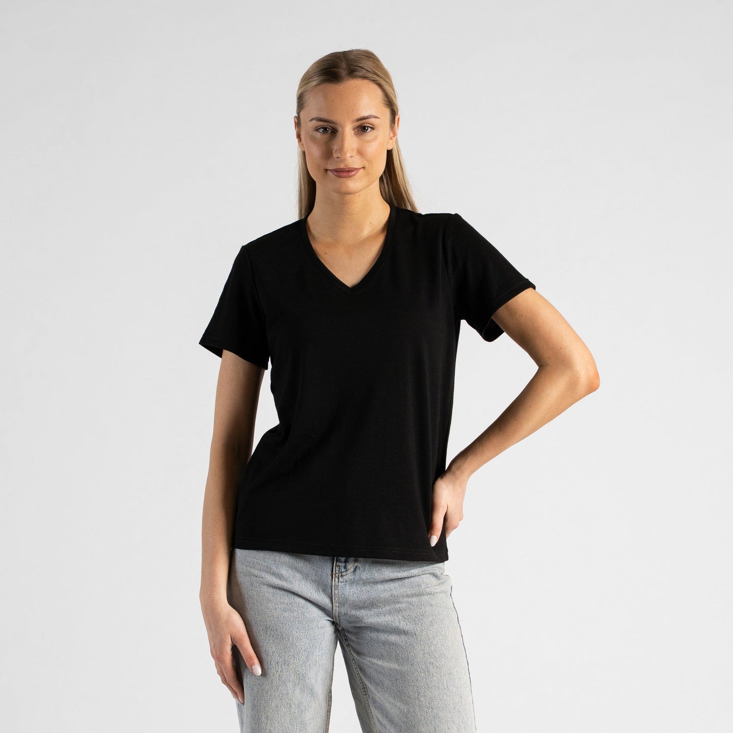 Women's Merino Regular Fit V-Neck Tee