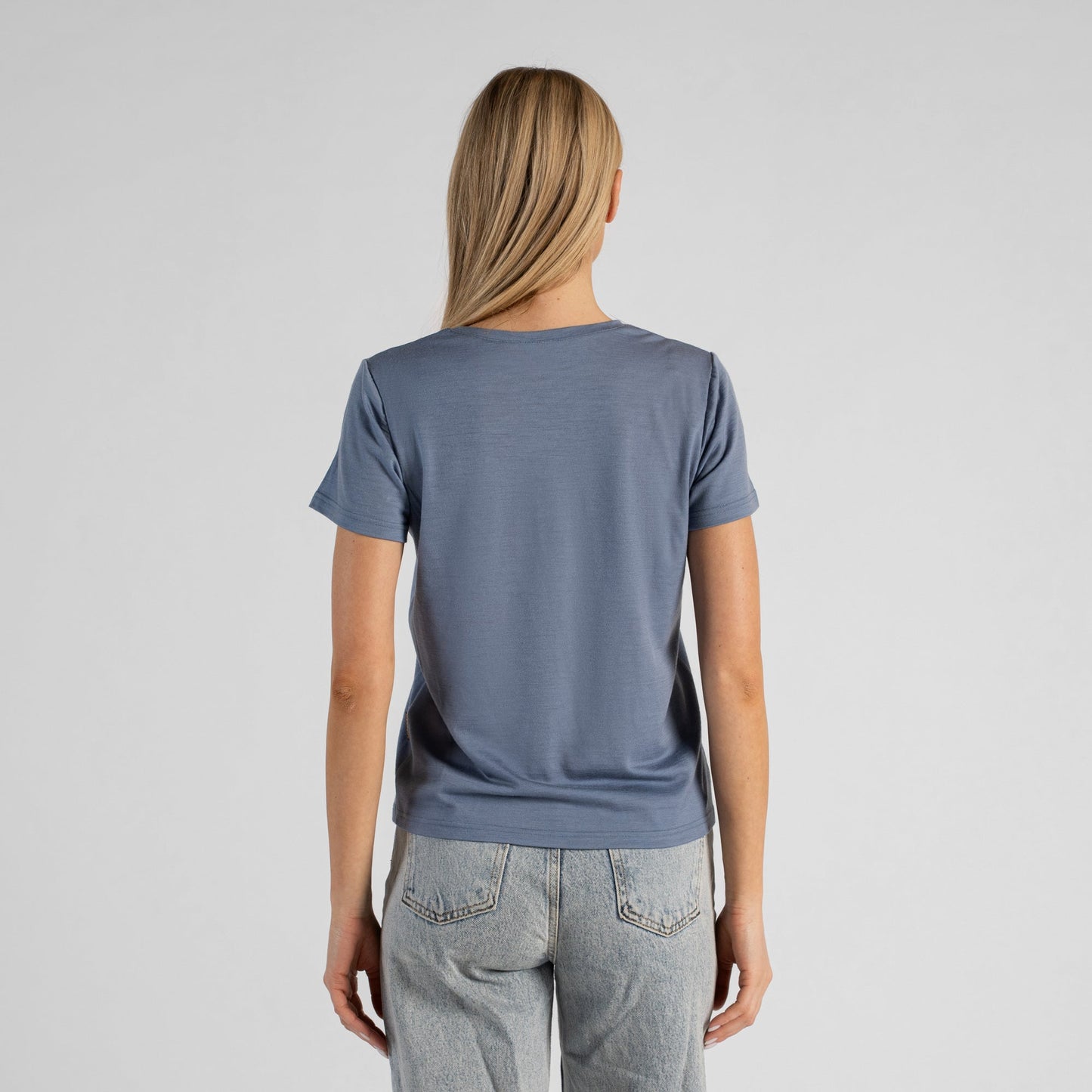 Women's Merino Regular Fit V-Neck Tee