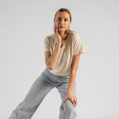 Women's Merino Regular Fit V-Neck Tee