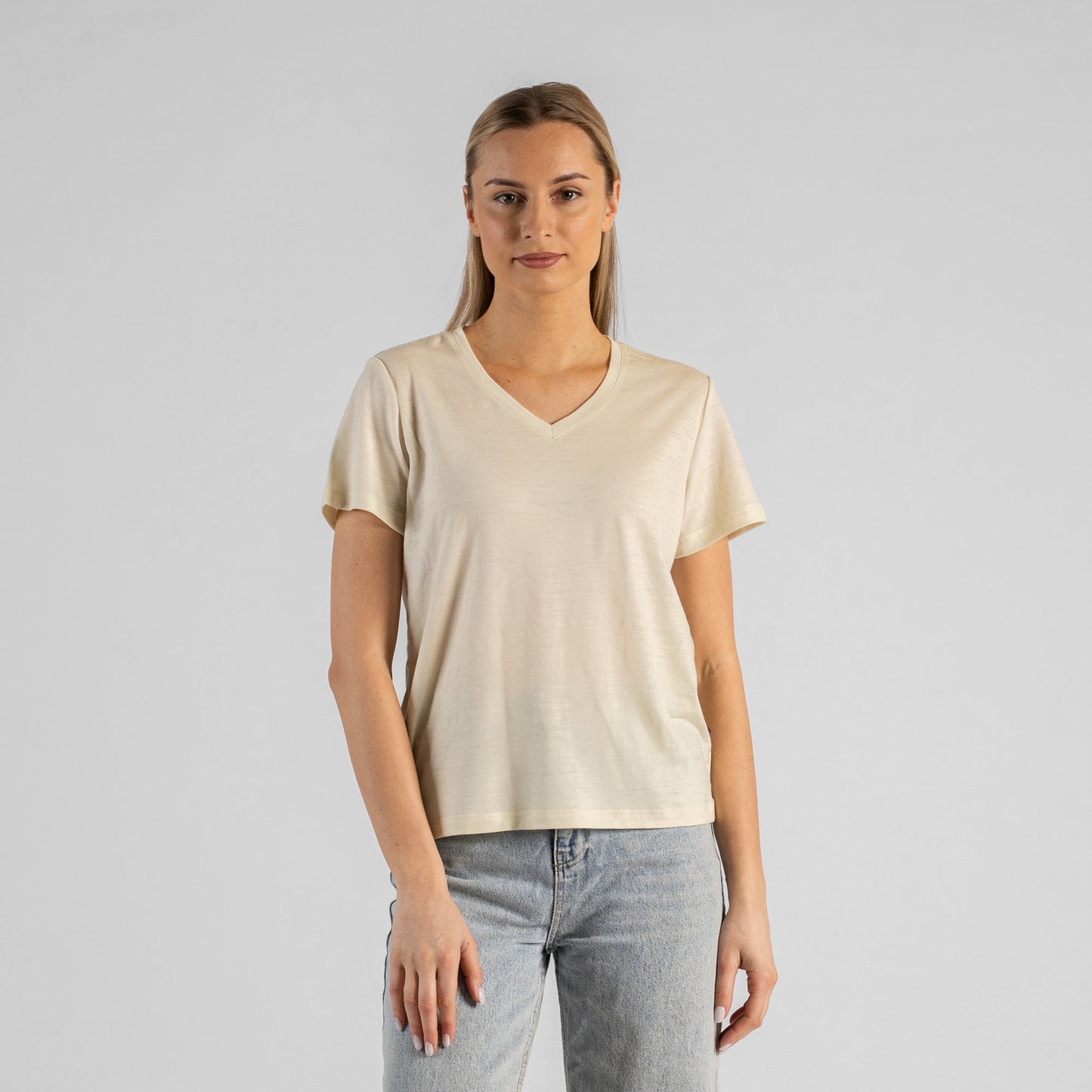 Women's Merino Regular Fit V-Neck Tee