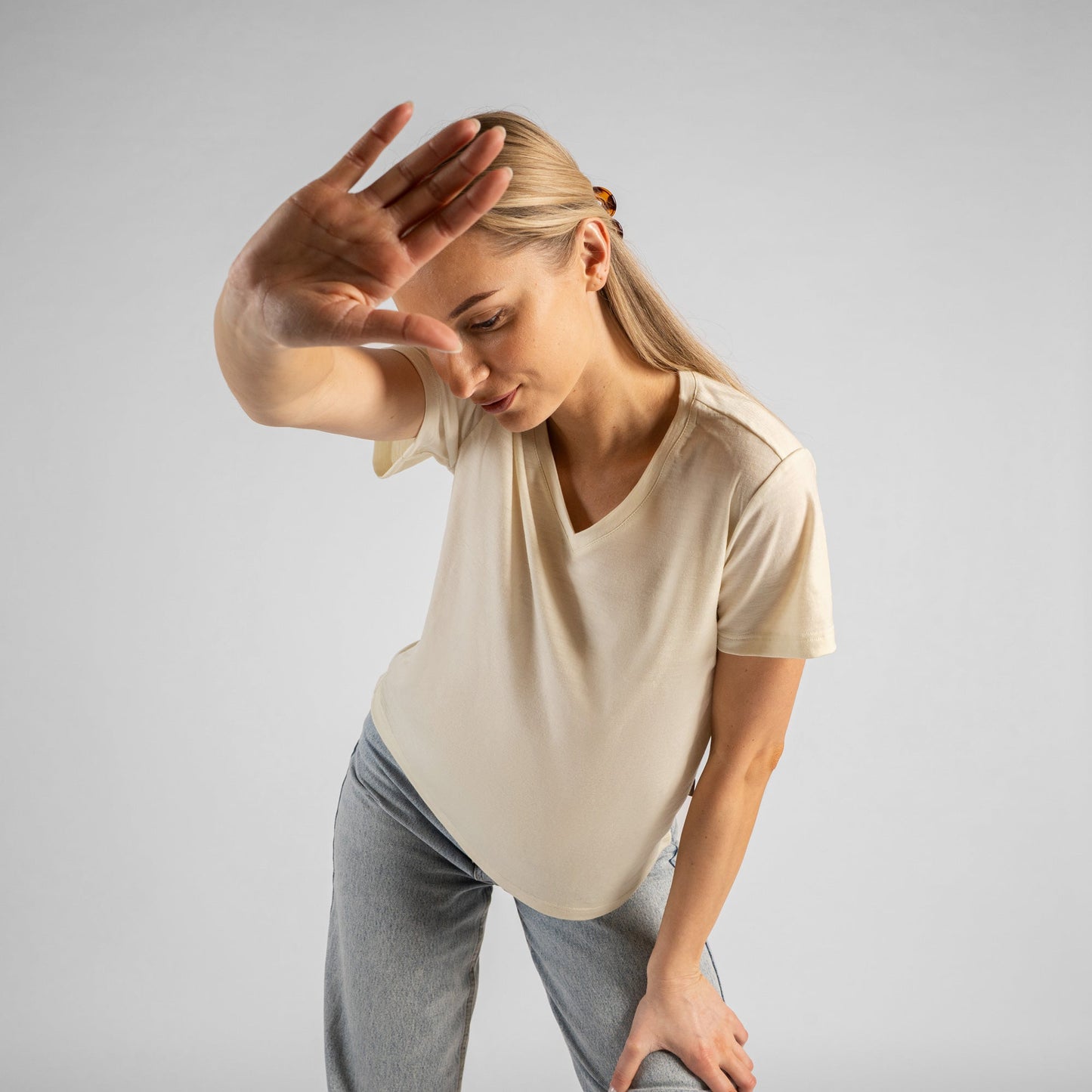 Women's Merino Regular Fit V-Neck Tee