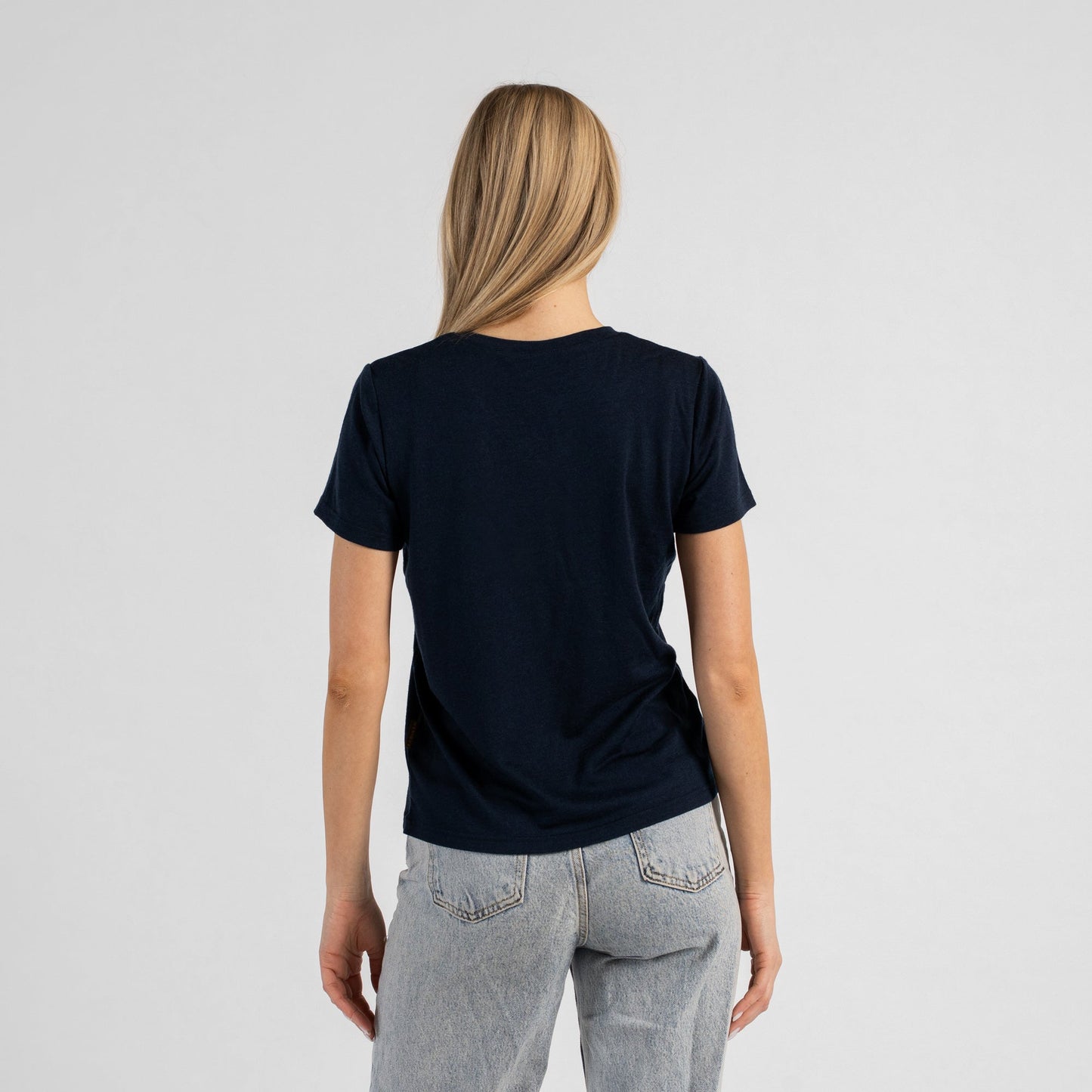Women's Merino Regular Fit V-Neck Tee