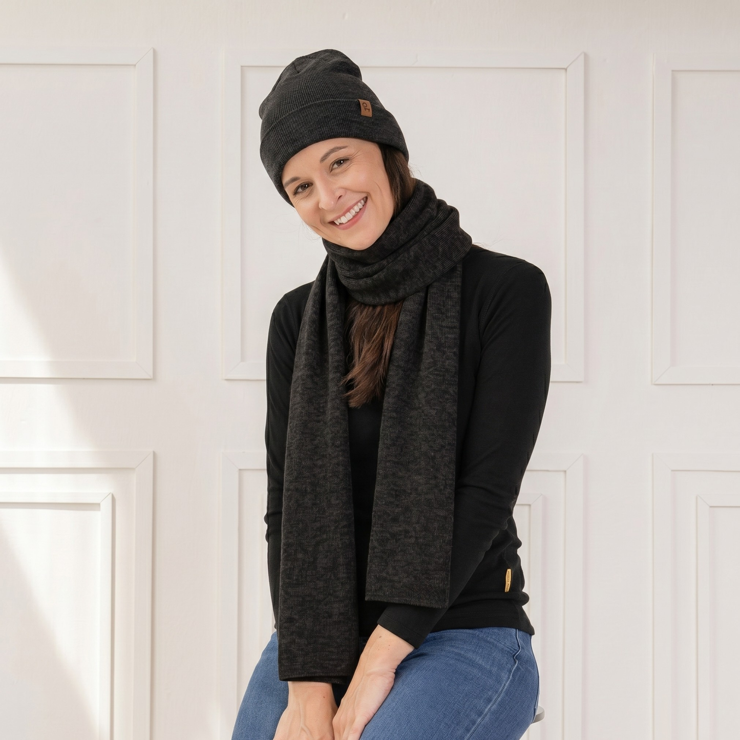 Women's Knit Beanie & Scarf 2-Piece Cashmere Blend