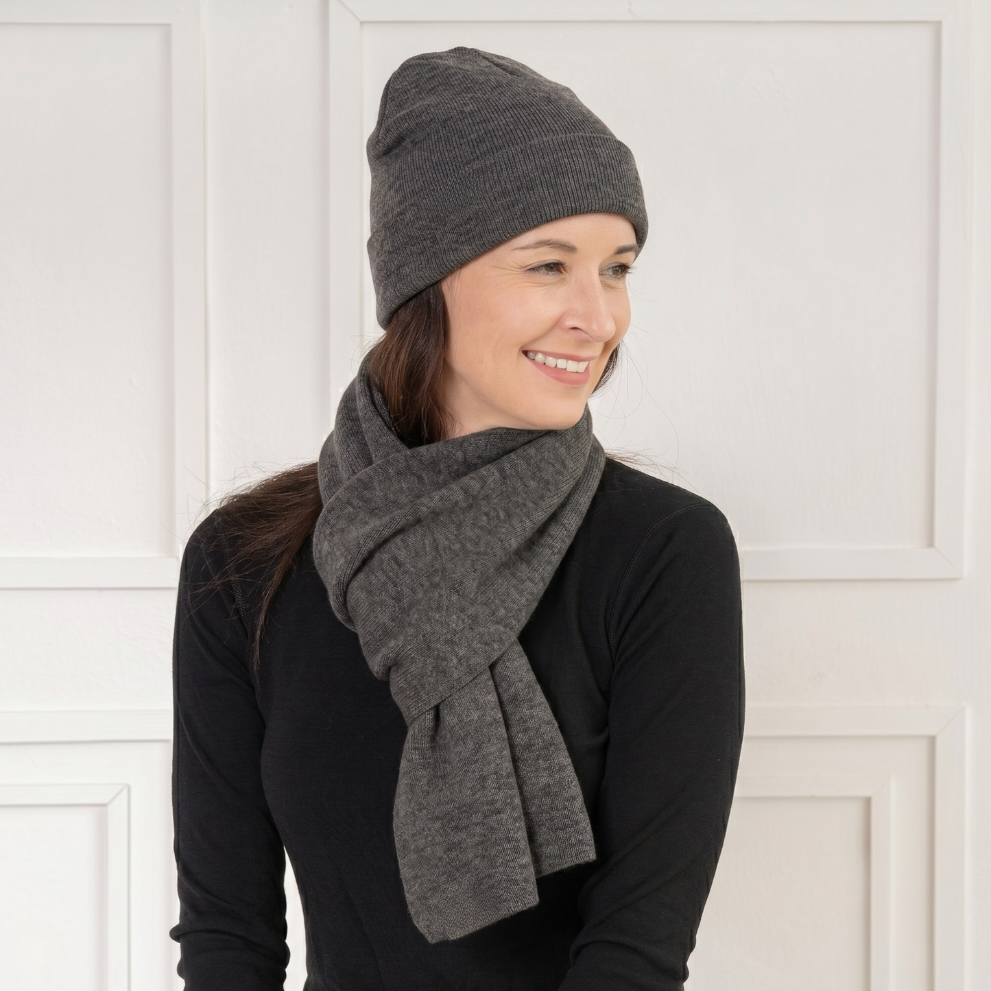 Women's Knit Beanie & Scarf 2-Piece Cashmere Blend