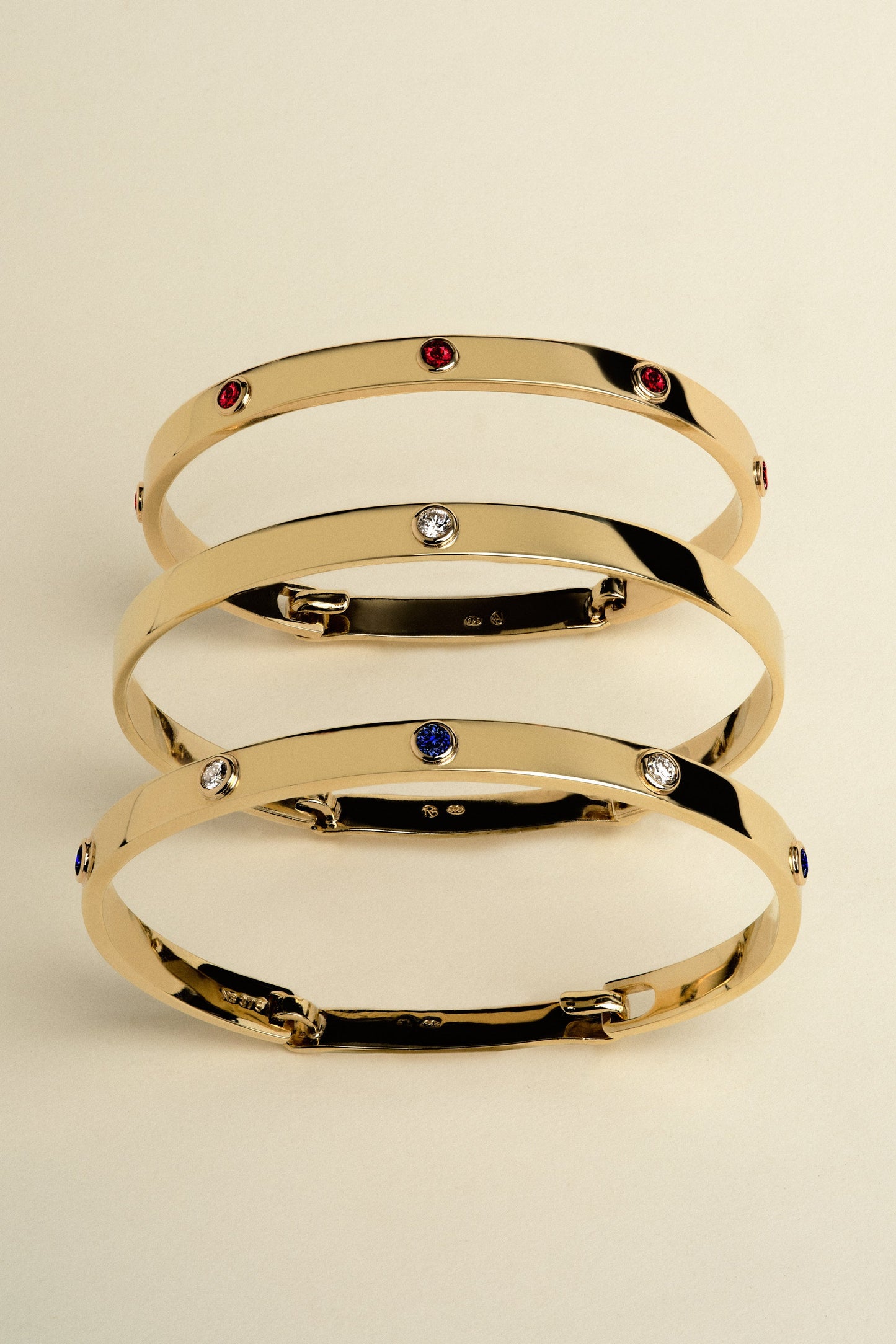Ruby Tallows Bangle | White Gold