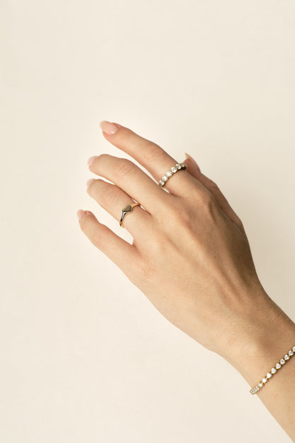 Mini Heart Signet Ring | Silver