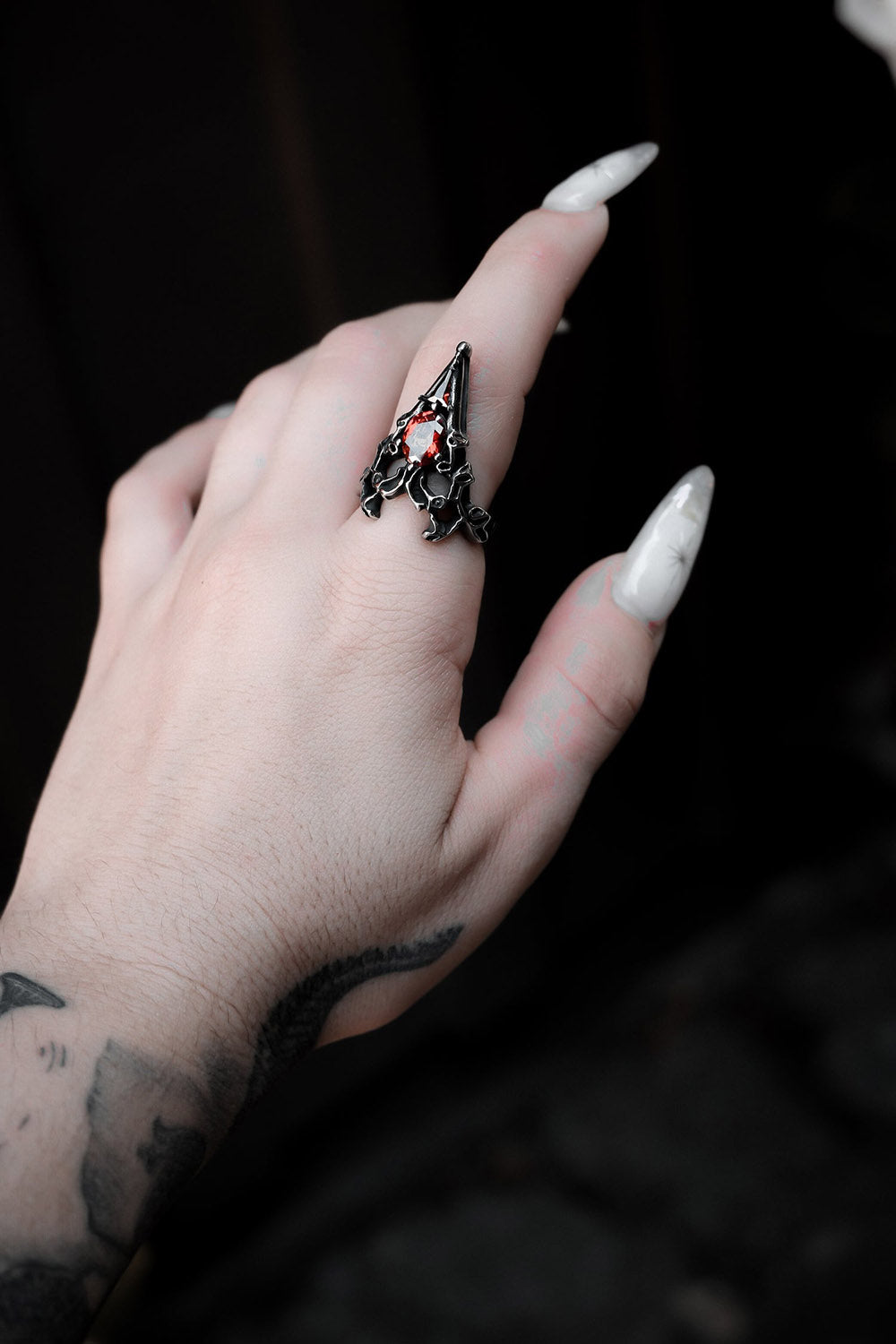Altarveil Ring